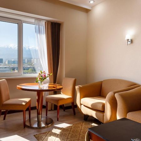 Regardal Hotel Almati Kültér fotó