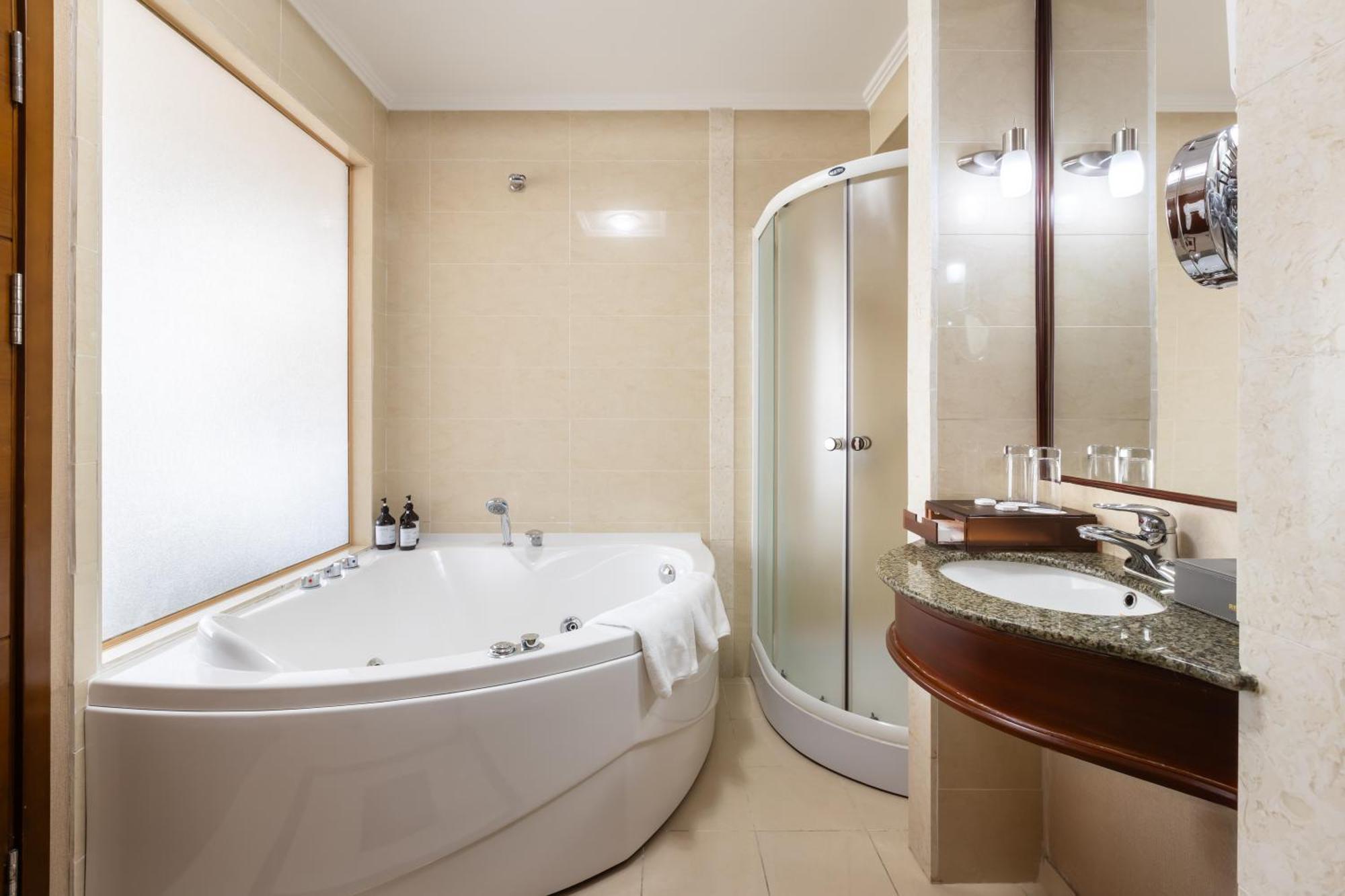 Regardal Hotel Almati Kültér fotó